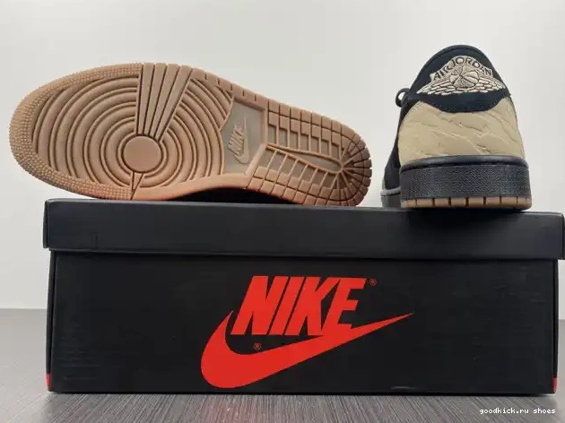 Cheap Low DN3400-001 SoleFly Jordan Air x Carnivore 1 0502